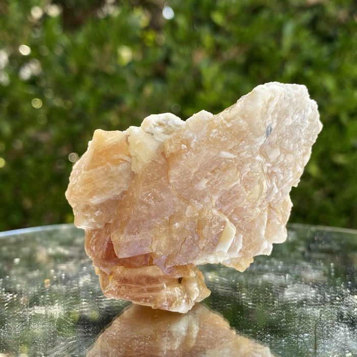 236g 7x5x4cm Orange Scheelite from China - Locco Decor
