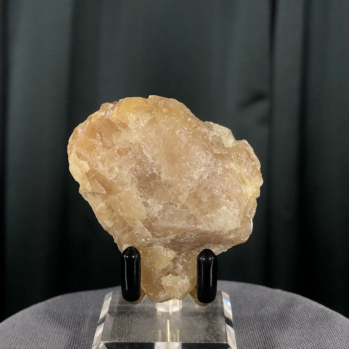 122g 5x2x4cm Orange Scheelite with Silver Muscovite from Mt. Xuebaoding,Sichuan,CHINA - Locco Decor