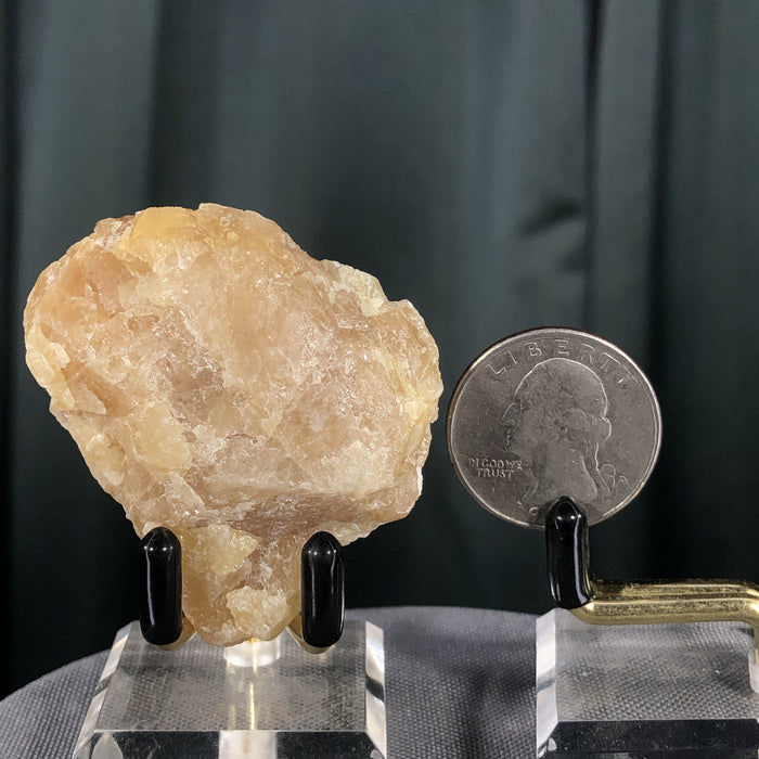 122g 5x2x4cm Orange Scheelite with Silver Muscovite from Mt. Xuebaoding,Sichuan,CHINA - Locco Decor
