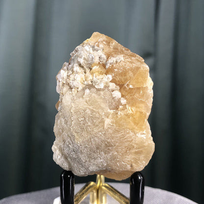 128g 5x4x3cm Orange Scheelite with Silver Muscovite from Mt. Xuebaoding,Sichuan,CHINA - Locco Decor