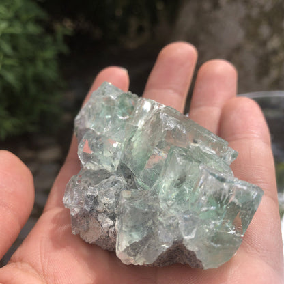 136g 9x5x4cm Glass Green and Clear Fluorite from Xianghualing,Hunan,CHINA - Locco Decor