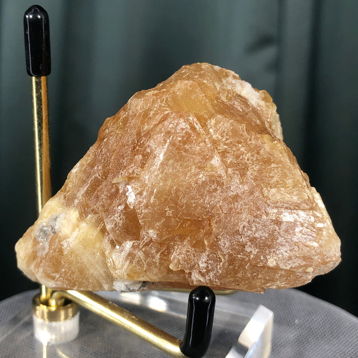206g 6x5x4cm Orange Scheelite with Silver Muscovite from Mt. Xuebaoding,Sichuan,CHINA