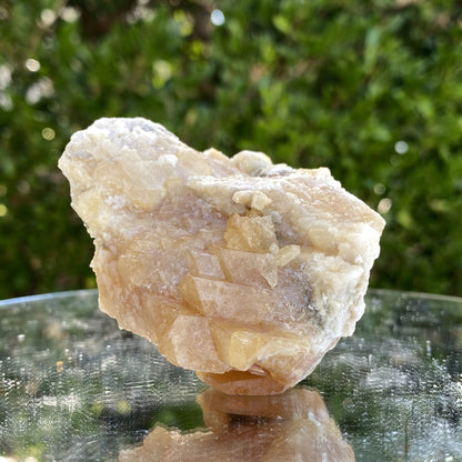 236g 7x5x4cm Orange Scheelite from China - Locco Decor