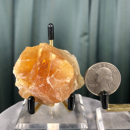 250g 6x5x4cm Orange Scheelite with Silver Muscovite from Mt. Xuebaoding,Sichuan,CHINA