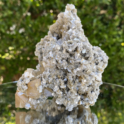 466g 11x11x9cm Orange Scheelite with Silver muscovite from China - Locco Decor