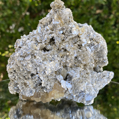 466g 11x11x9cm Orange Scheelite with Silver muscovite from China - Locco Decor