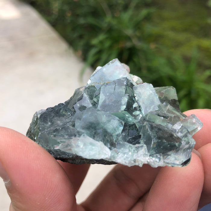 98g 7x6x4cm Glass Green and Clear Fluorite from Xianghualing,Hunan,CHINA